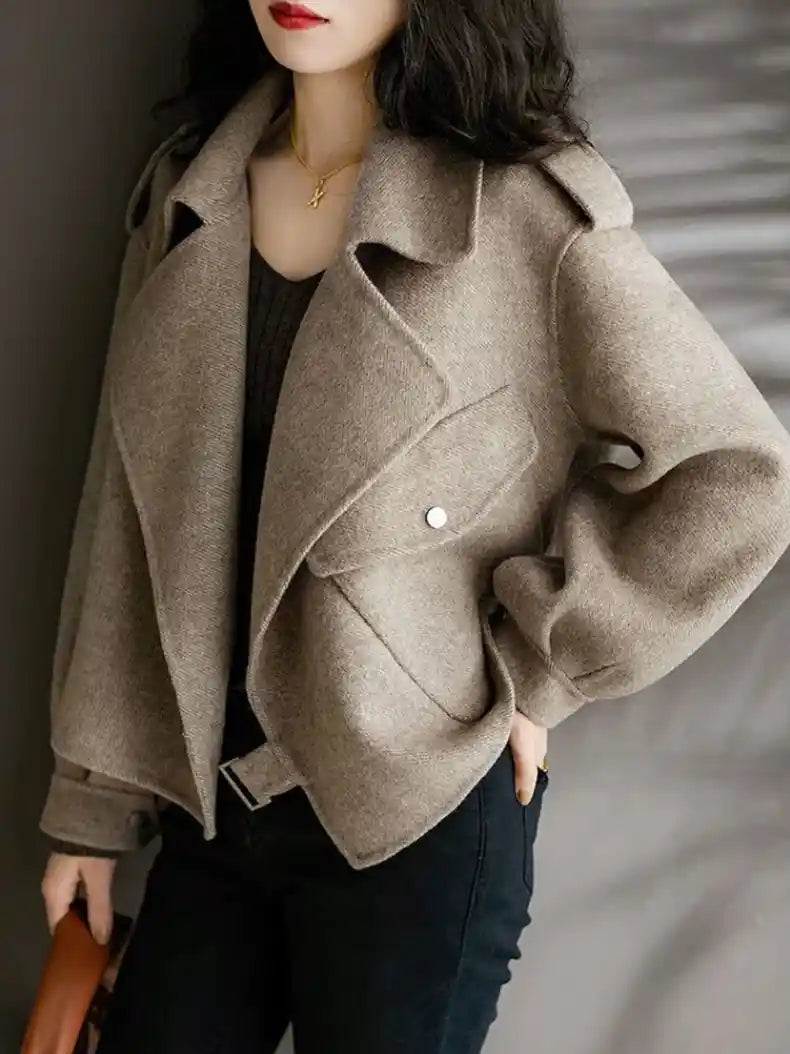 Wide Collar Wool Blended Short Coat