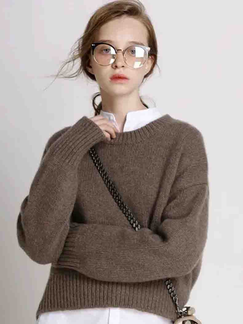 100% Cashmere Round Neck Cropped Sweater