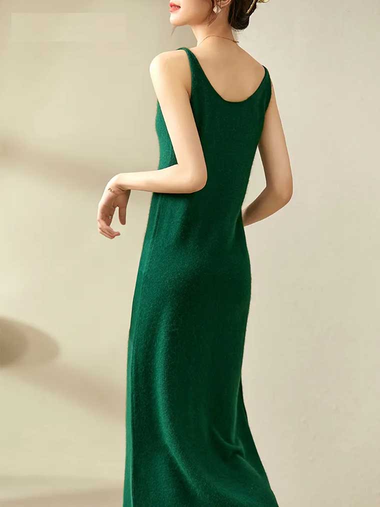 V-Neck Spaghetti Strap Long Knitted Dress