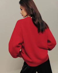 Loose-Fitting Wool Knit V-Neck Sweater