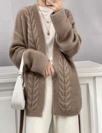 Gentle Short Cable Wool Cardigan