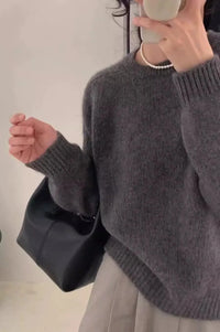 100% Cashmere Crewneck Sweater