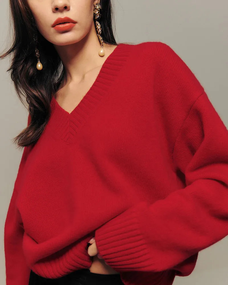 Loose-Fitting Wool Knit V-Neck Sweater