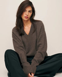 Loose-Fitting Wool Knit V-Neck Sweater
