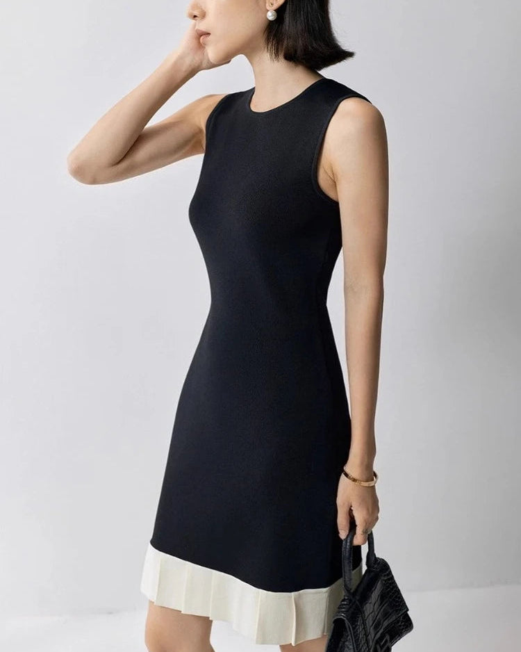 Stylish Sleeveless Dress With Ruffled Hem