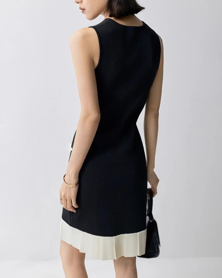 Stylish Sleeveless Dress With Ruffled Hem