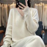 Pure Wool V-Neck Long-Sleeved Dress