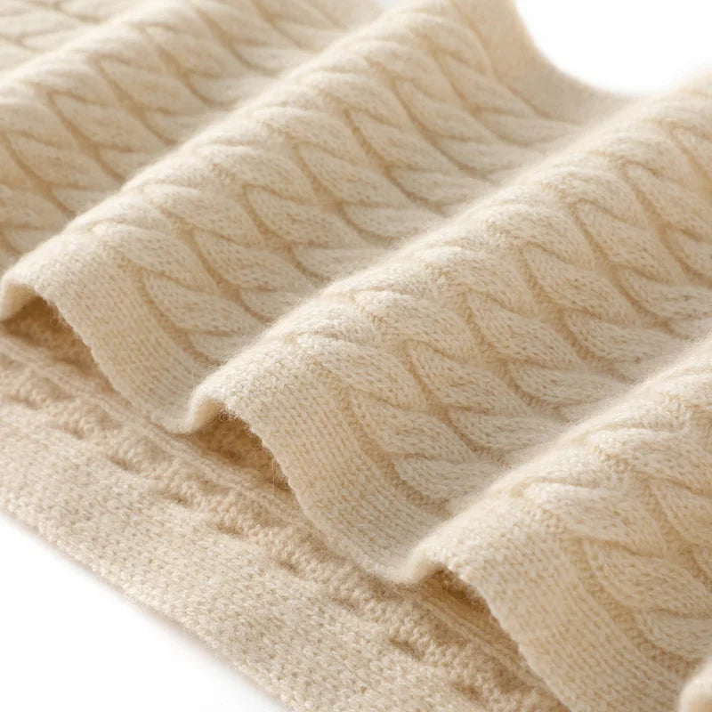 Classic Cable Knit Cashmere Short Scarf