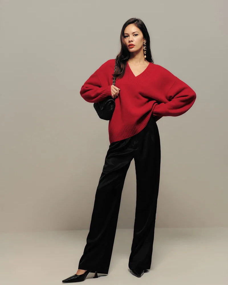 Loose-Fitting Wool Knit V-Neck Sweater