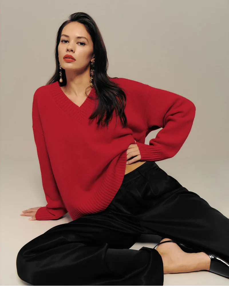 Loose-Fitting Wool Knit V-Neck Sweater