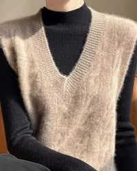 Stylish Loose V-Neck Knitted Vest