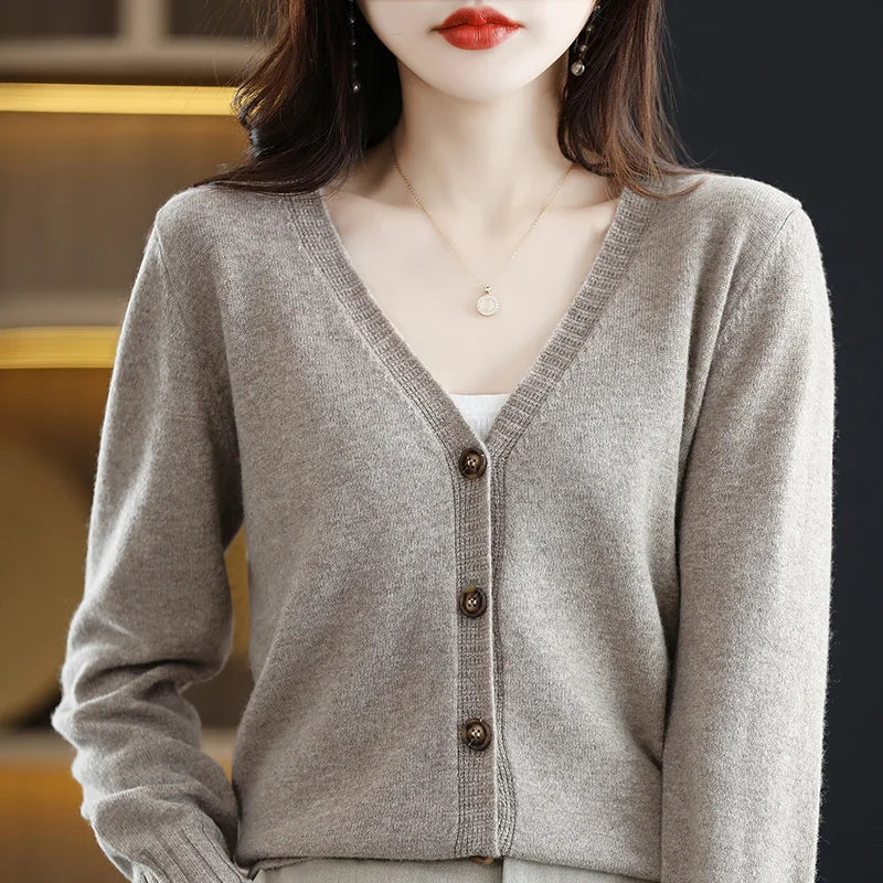 100% Wool Knitted Causal Cardigan