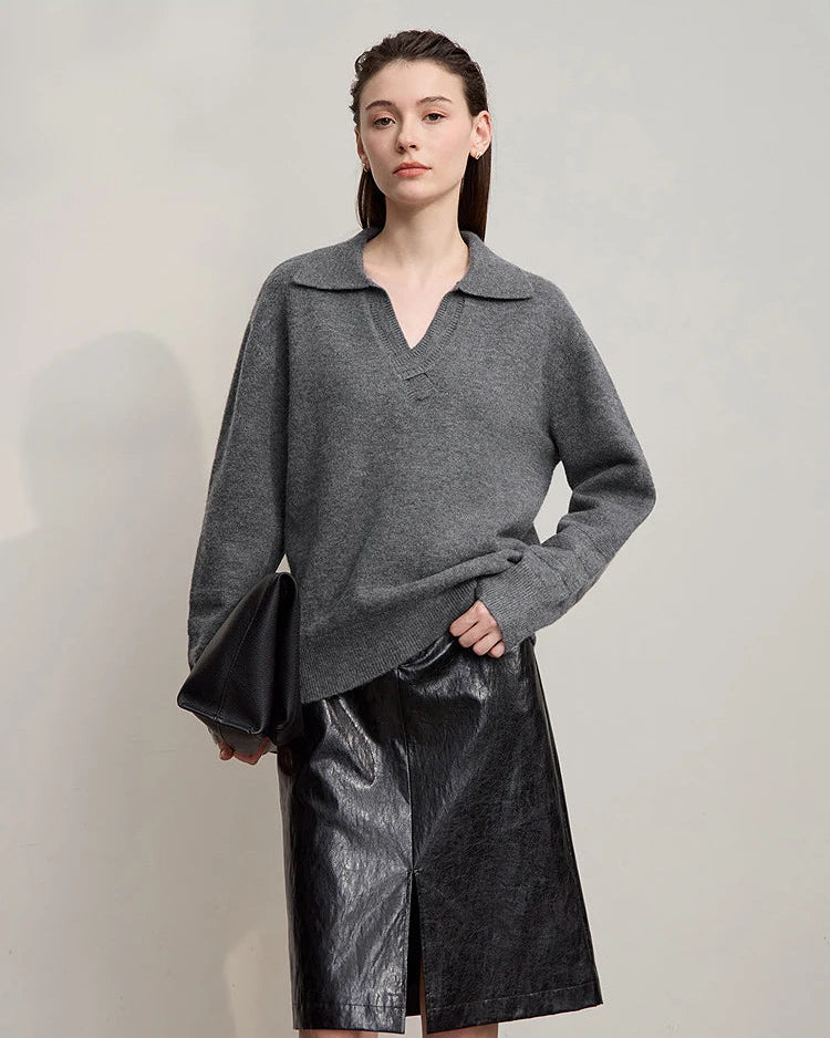 Solid Color Loose V-Neck Long-Sleeved Sweater