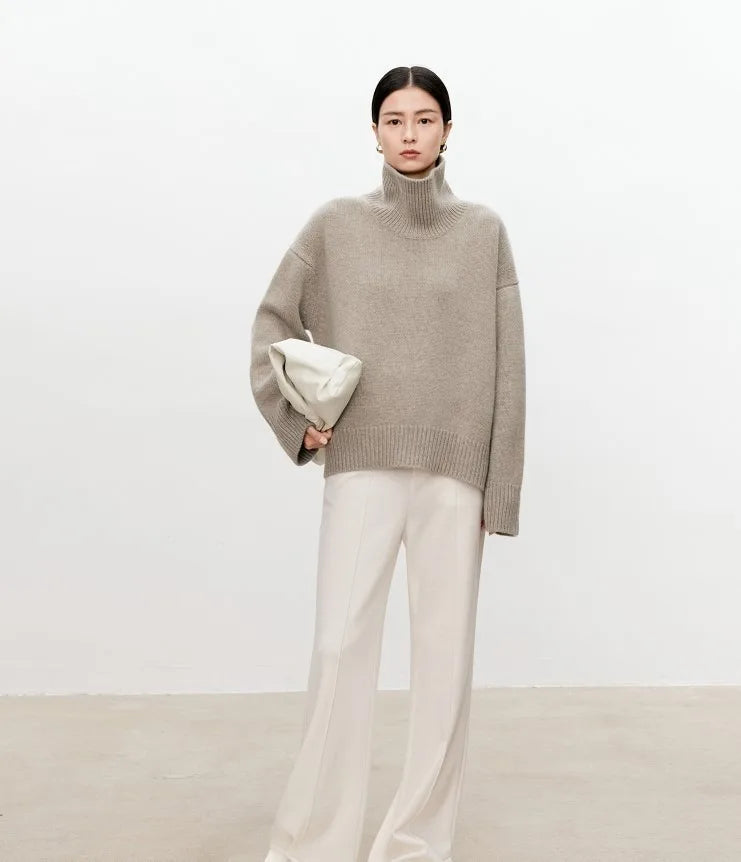 Oversized Turtleneck Cashmere Sweater