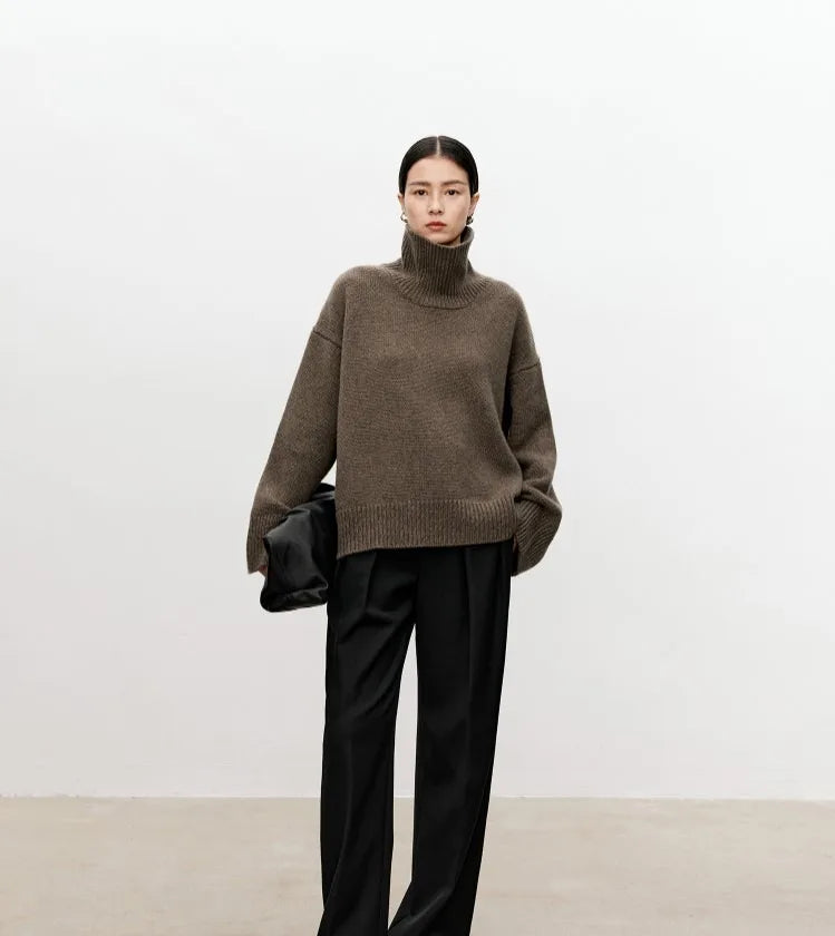 Oversized Turtleneck Cashmere Sweater